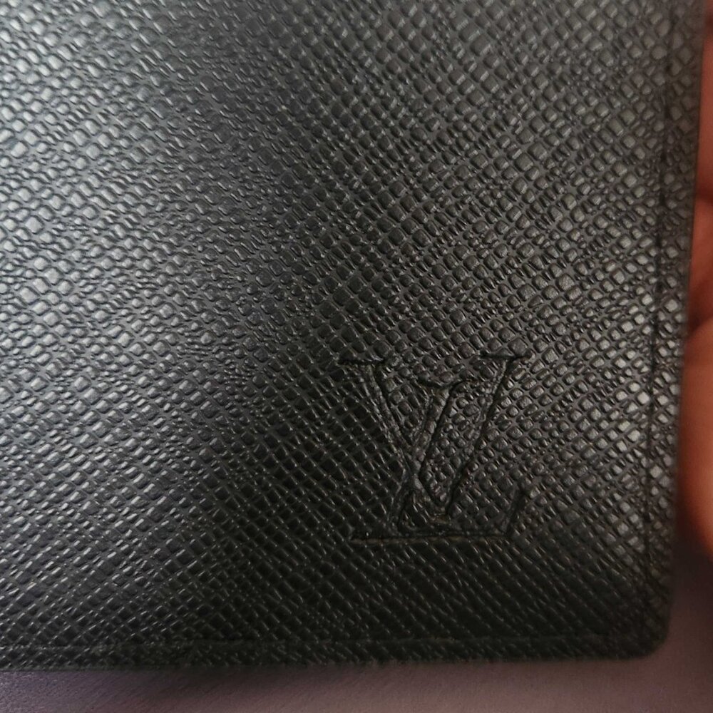 Mini Logo Wallet - Leather Foldable Wallet